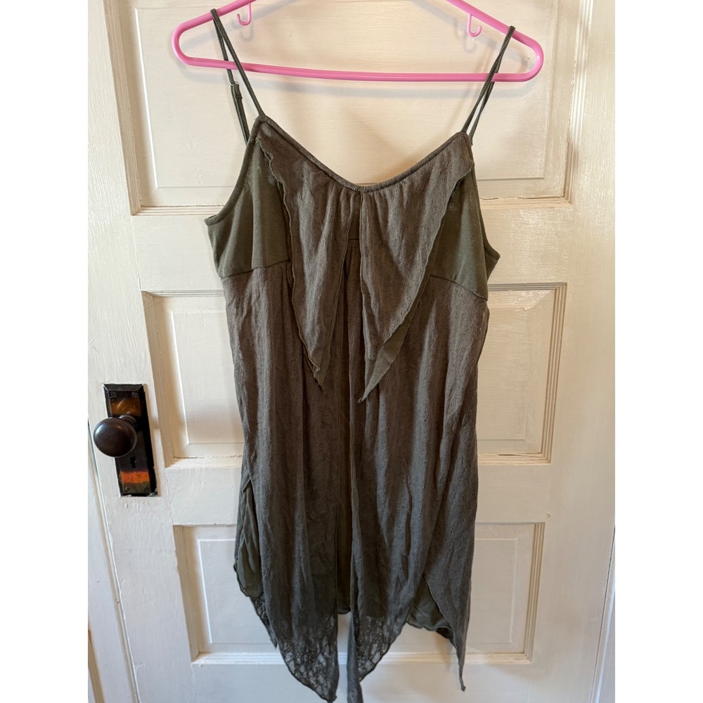 MonoReno Olive Green Lace Trim‎ Asymmetrical Hem Cami Tank Top Women's Large